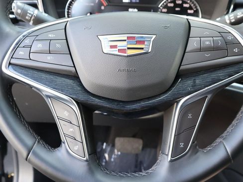 Certified 2025 Cadillac XT5 Premium Luxury image 21