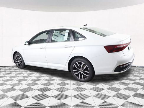 New 2025 Volkswagen Jetta SE image 27