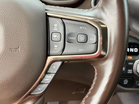 Used 2025 RAM 1500 Limited AWD/4WD image 27
