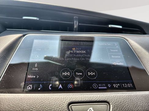 Certified 2022 Cadillac XT4 Sport AWD/4WD image 12