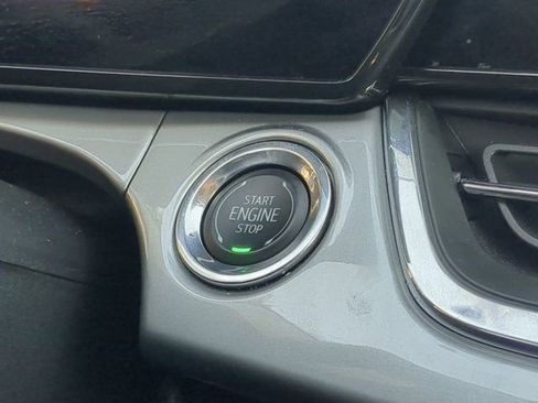 Used 2025 Chevrolet Trax LT image 26