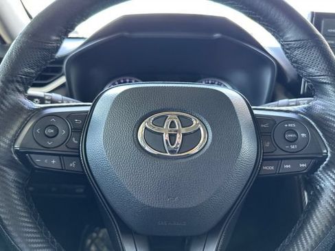 Used 2021 Toyota RAV4 XLE w/ Convenience Package AWD/4WD image 22