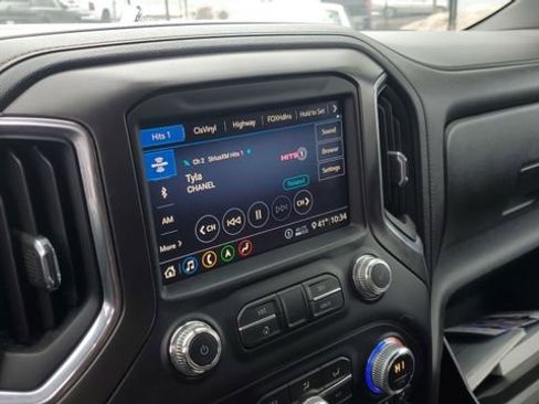 Used 2020 GMC Sierra 1500 AT4 w/ AT4 Premium Package image 15