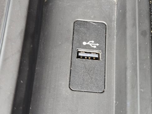 Used 2018 BMW 430i Convertible image 8