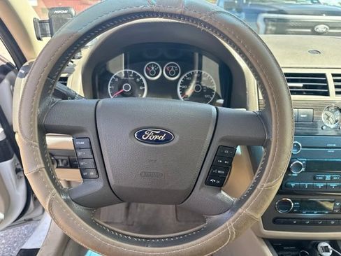 Used 2009 Ford Fusion SEL FWD image 10