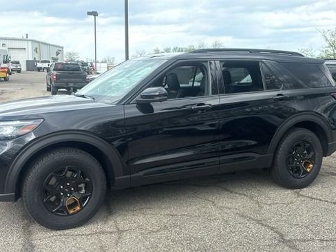 New 2026 Ford Explorer Tremor AWD/4WD image 4