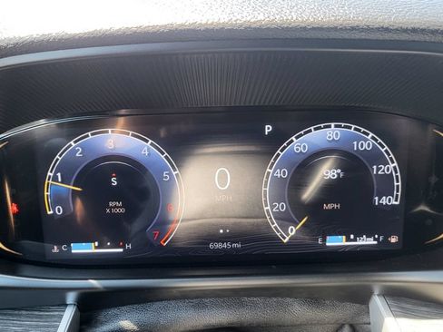 Used 2024 Jeep Wagoneer Series II w/ Flexible Seating Group AWD/4WD image 35