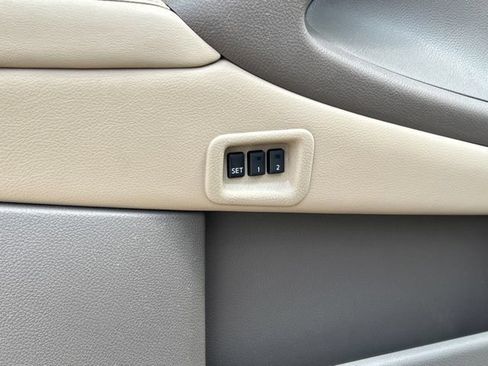 Used 2012 Nissan Murano SL AWD/4WD image 26