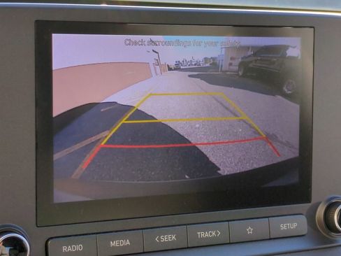 Certified 2022 Hyundai Kona SE image 19