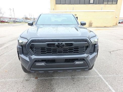 New 2026 Toyota Tacoma TRD Off-Road image 2