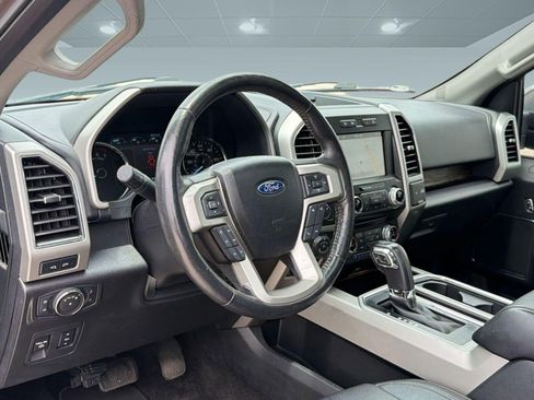 Used 2018 Ford F150 Lariat w/ Equipment Group 502A Luxury AWD/4WD image 4