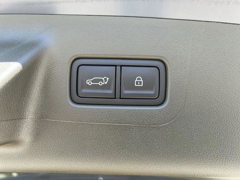 New 2025 Hyundai Santa Fe Calligraphy FWD image 17