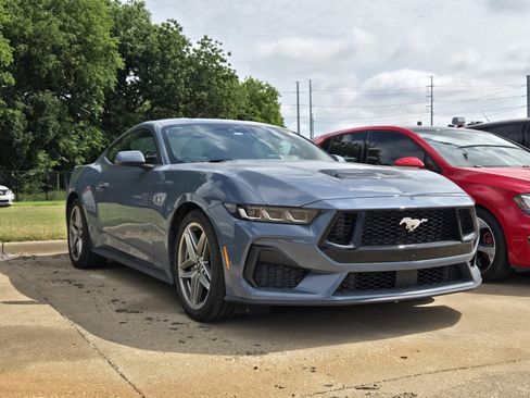 Certified 2024 Ford Mustang GT RWD image 1