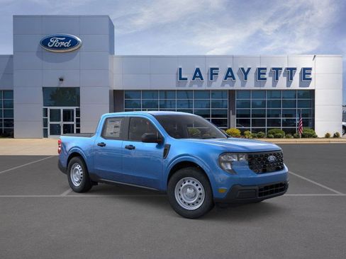 Certified 2025 Ford Maverick XL w/ Equipment Group 102A image 7