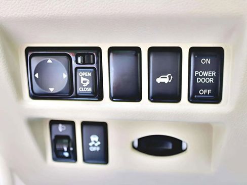 Used 2014 INFINITI QX70 3.7 Sport Utility 4D image 10