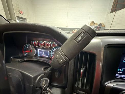 Used 2018 Chevrolet Silverado 1500 LT w/ All Star Edition image 20