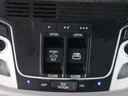 Used 2020 Honda Ridgeline RTL image 11