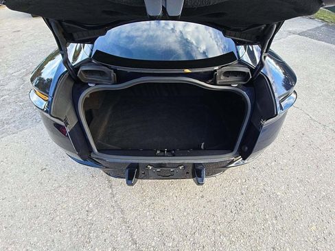 Used 2017 Aston Martin DB11 V12 image 8