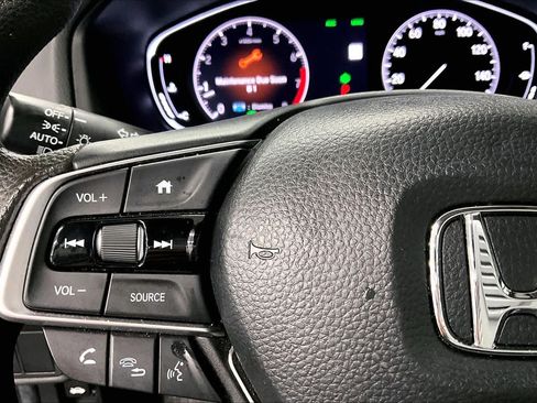 Used 2020 Honda Accord LX image 23