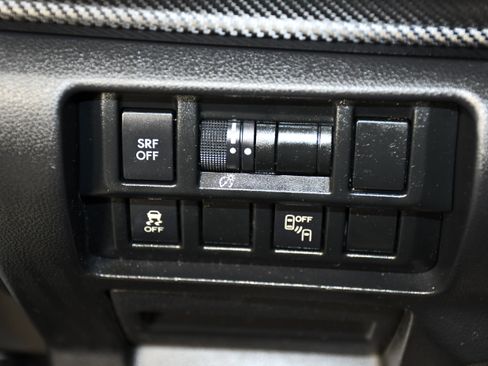 Used 2019 Subaru Crosstrek 2.0i Premium w/ Eyesight System AWD/4WD image 34