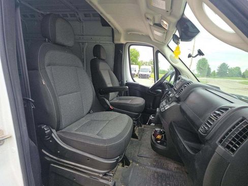 Used 2023 RAM ProMaster 2500 FWD image 7