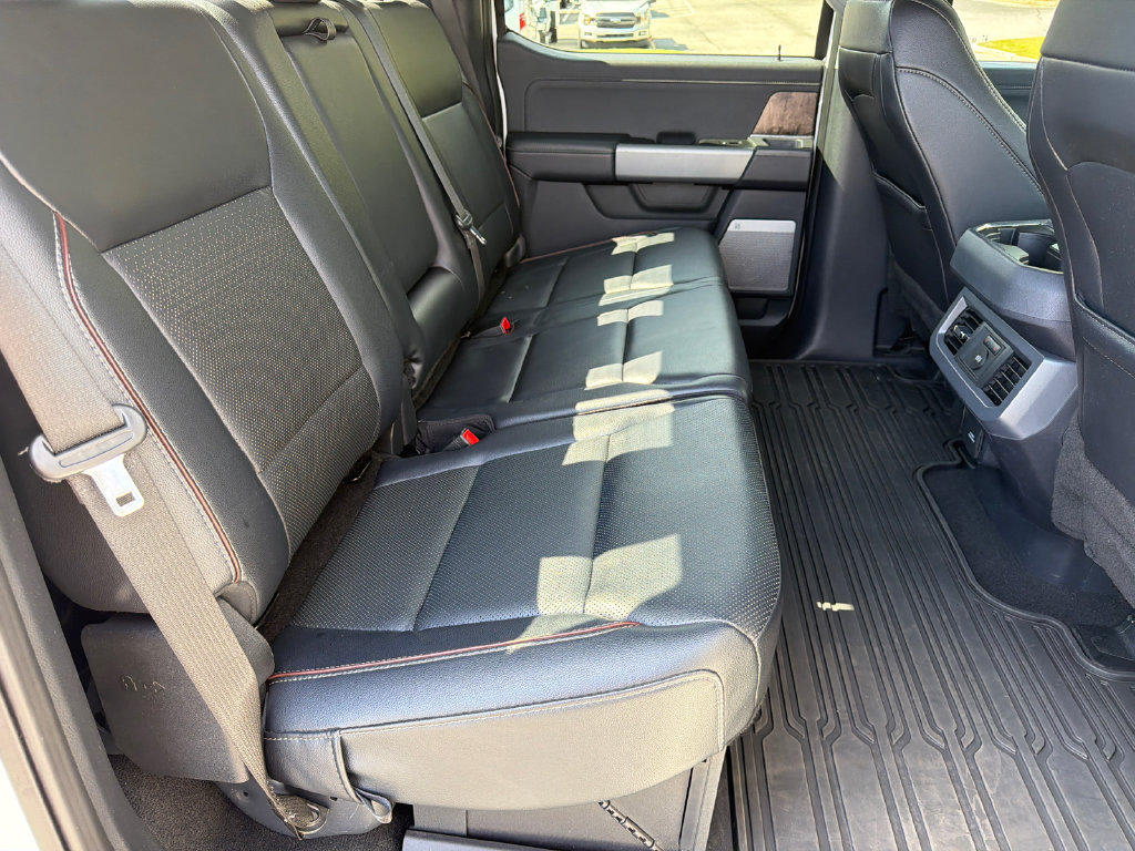 Used 2024 Ford F250 Lariat w/ Lariat Ultimate Package AWD/4WD image 15