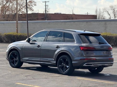 Used 2021 Audi Q7 3.0T Premium image 5
