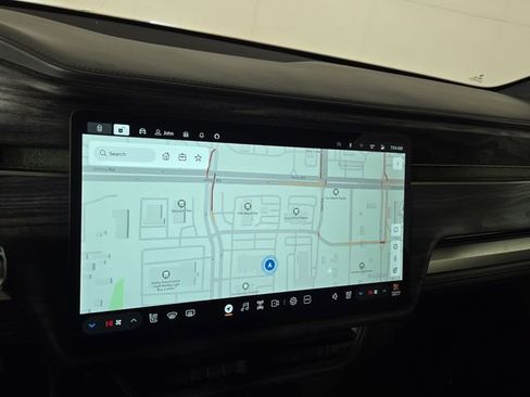 Used 2023 Rivian R1S Adventure image 19