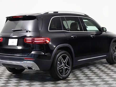 New 2026 Mercedes-Benz GLB 250 4MATIC image 2