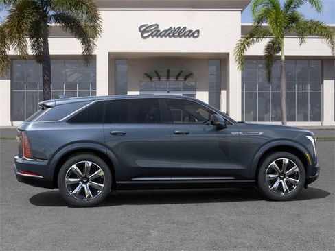 New 2025 Cadillac Escalade IQ Luxury 1 w/ Smart Trailering package image 5