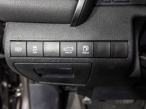 Used 2023 Toyota Camry LE FWD image 31