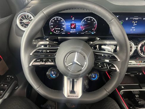 Certified 2024 Mercedes-Benz GLA 35 AMG 4MATIC image 7