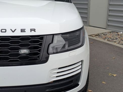 Used 2019 Land Rover Range Rover Supercharged image 12