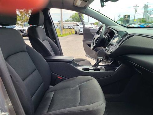 Used 2023 Chevrolet Malibu LT image 18