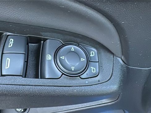 Used 2024 Chevrolet Equinox LT image 15