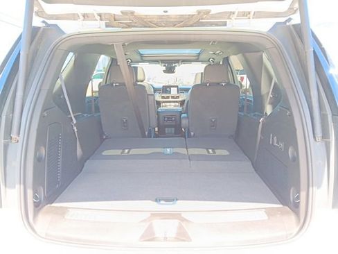 Used 2023 Chevrolet Tahoe High Country image 42