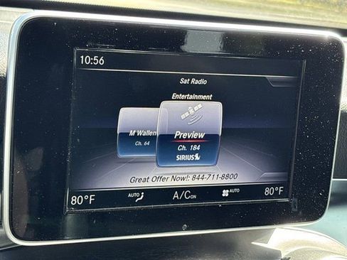 Used 2018 Mercedes-Benz GLC 300 image 32