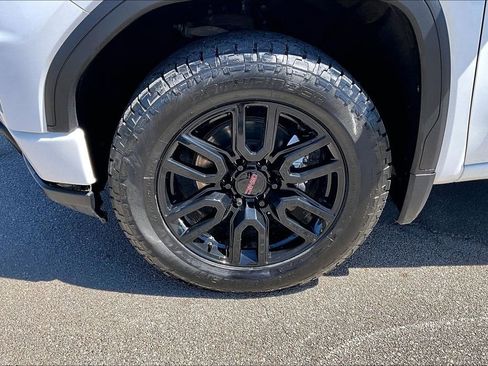 Used 2022 GMC Sierra 1500 Elevation AWD/4WD image 8