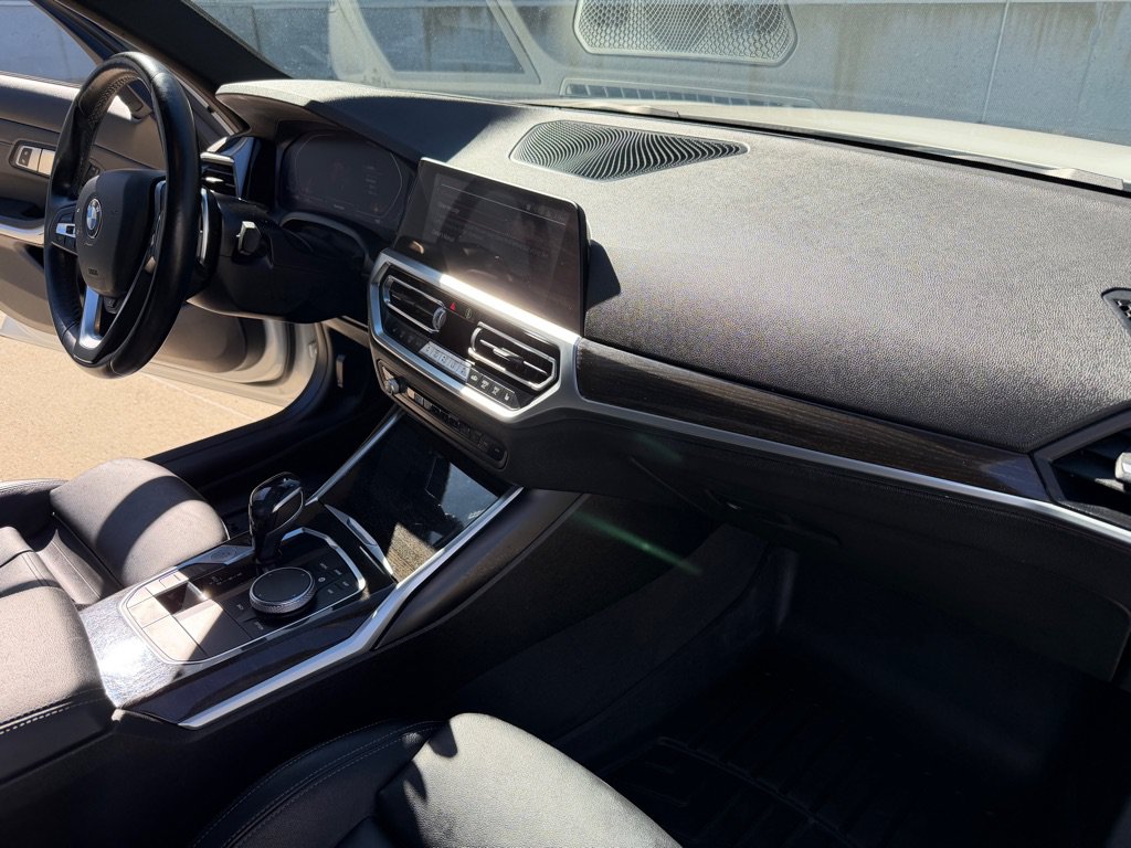 Used 2019 BMW 330i xDrive Sedan w/ Premium Package AWD/4WD image 23