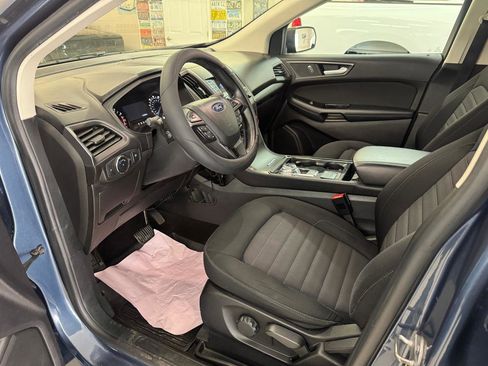 Used 2019 Ford Edge SE image 6