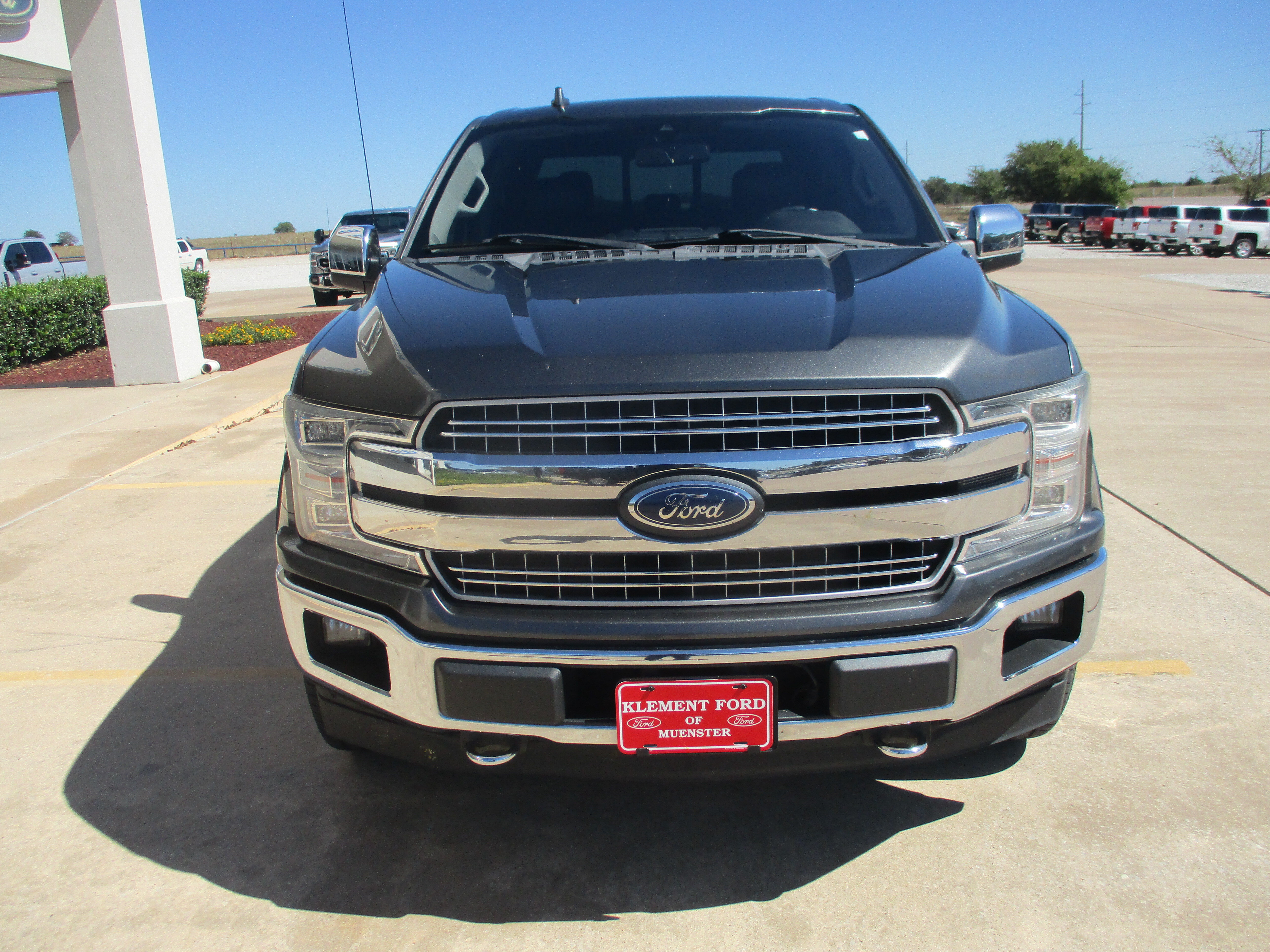 Used 2018 Ford F150 Lariat w/ Equipment Group 502A Luxury AWD/4WD image 12