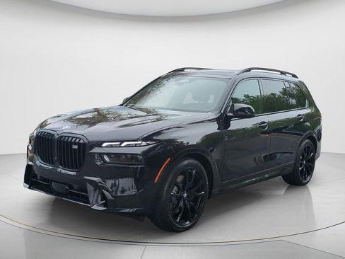 New 2026 BMW X7 M60i image 9