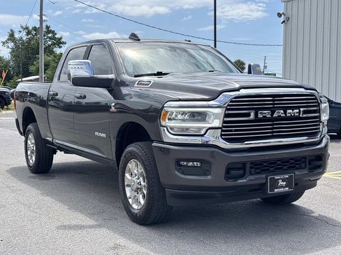 Used 2024 RAM 2500 Laramie w/ Safety Group AWD/4WD image 7