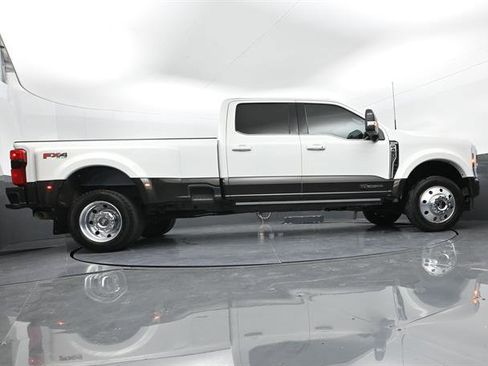Used 2025 Ford F450 King Ranch w/ FX4 Off-Road Package AWD/4WD image 43