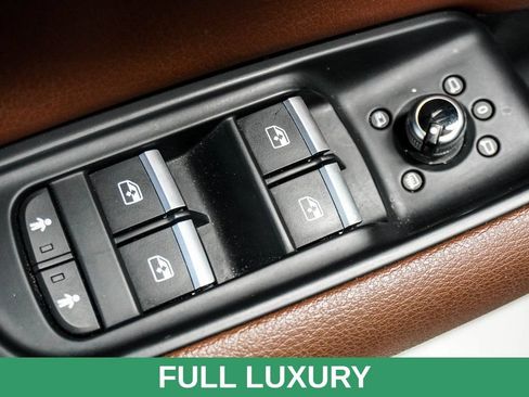 Used 2018 Audi Q7 3.0T Premium Plus w/ Premium Plus Package AWD/4WD image 41