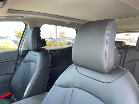 New 2026 Kia Sportage EX w/ EX Panorama Roof Package image 23