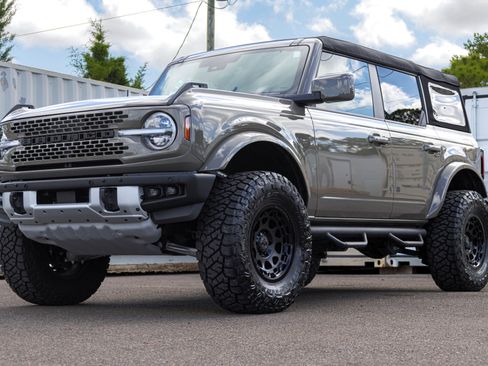 Used 2025 Ford Bronco Outer Banks AWD/4WD image 23