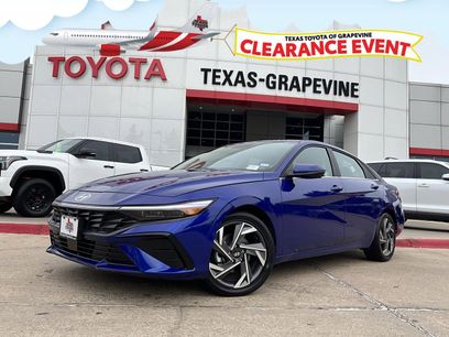 Used 2025 Hyundai Elantra Limited