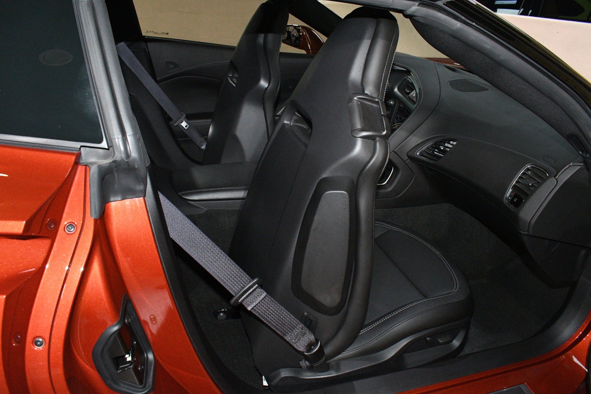Used 2016 Chevrolet Corvette Stingray Coupe RWD image 16