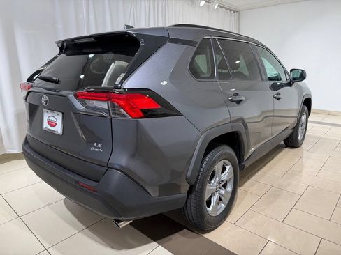 Certified 2025 Toyota RAV4 LE AWD/4WD image 5